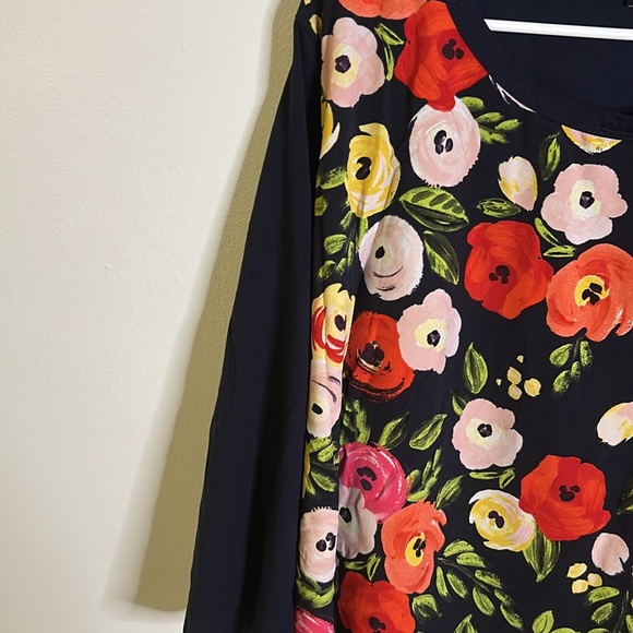 Lane Bryant cottage core long sleeve top size 22 blue red pink green flo… - Picture 4 of 7